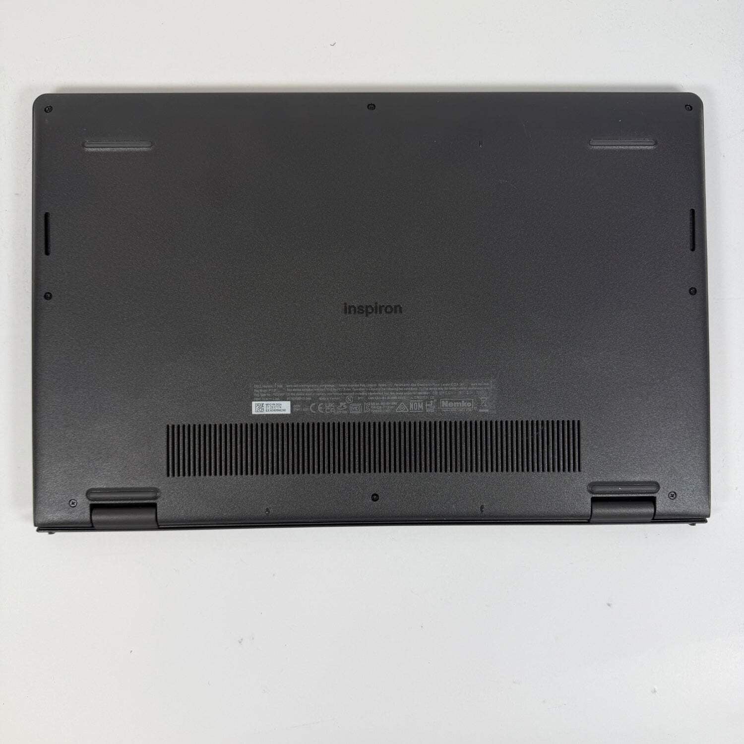Dell Inspiron 15 3520 15.6″ i5-1235U 1.3GHz 32GB RAM 1TB SSD