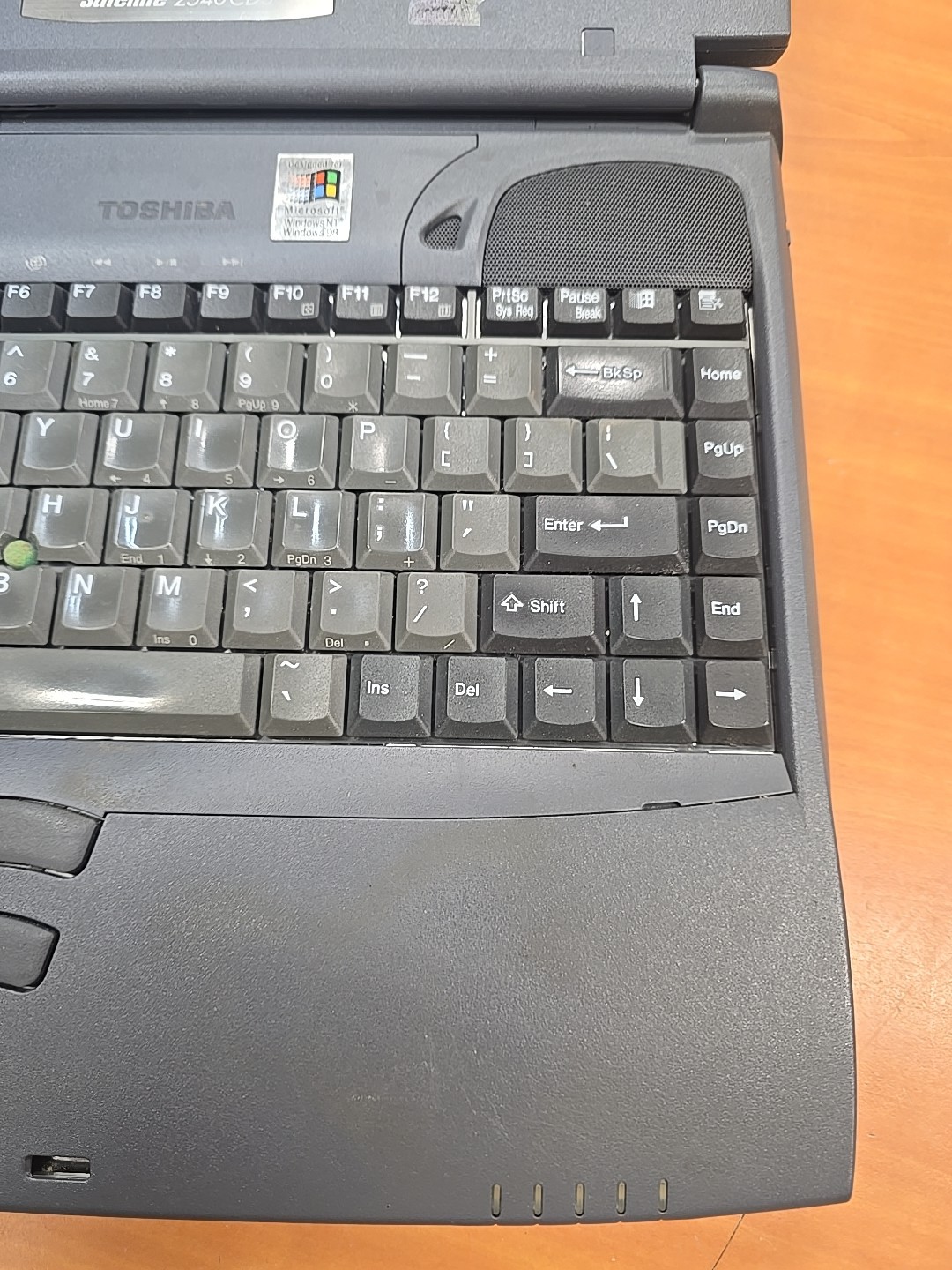 Toshiba Satellite 2540CDS AMD K6-2 333MHz 98304 KB With Power Supply