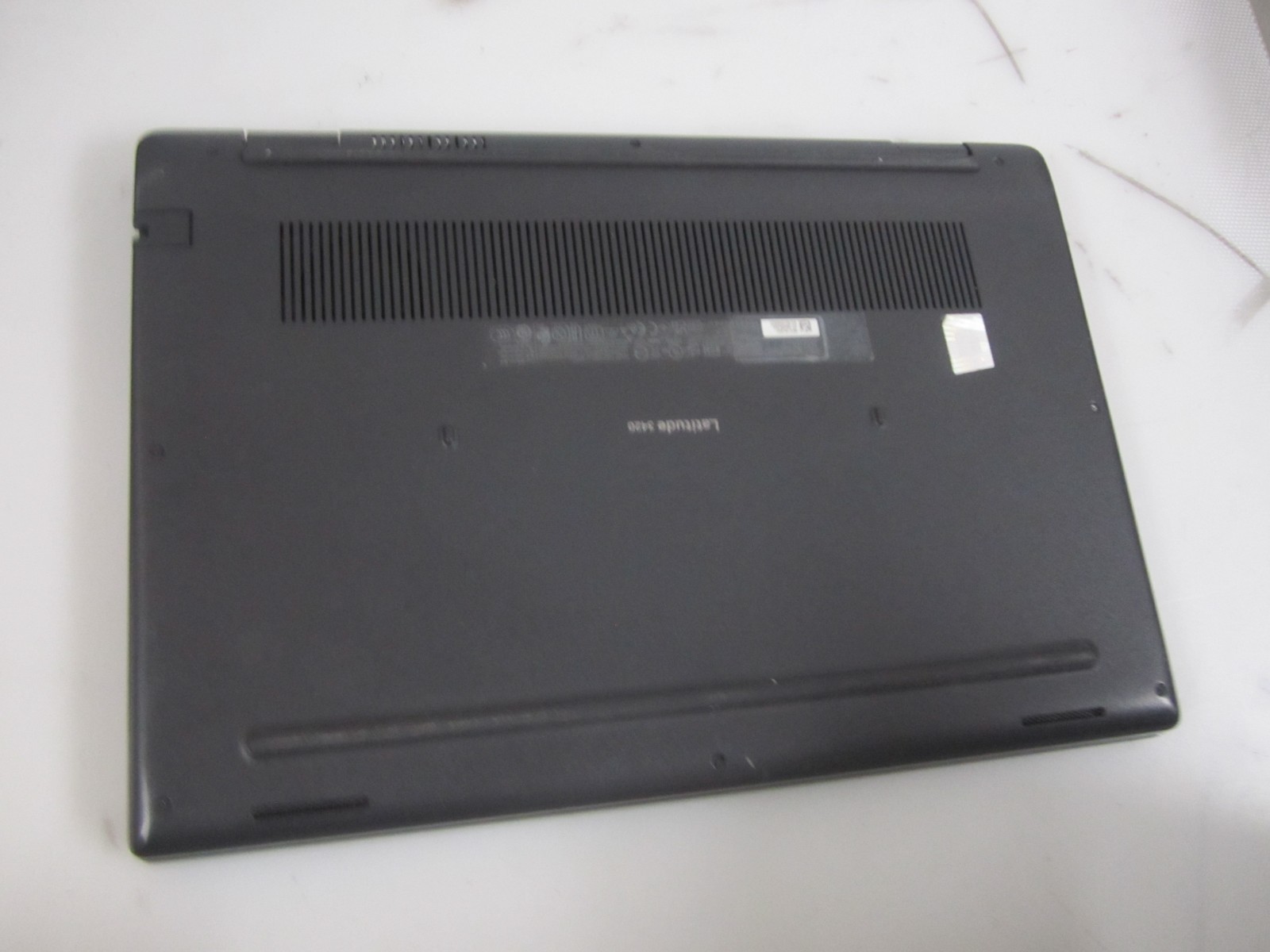 Dell Latitude 3420 I5-1135G7 2.40GHz 16GB 256GB M2SSD NO OS LAPTOP + AC_