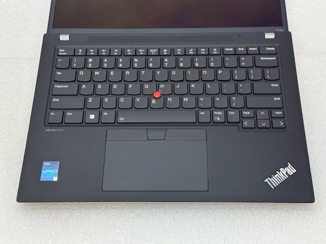 Lenovo ThinkPad T14s Gen 4 14″ 2.8K OLED i7-1370P 32GB 512GB SSD LTE – ADP WTY