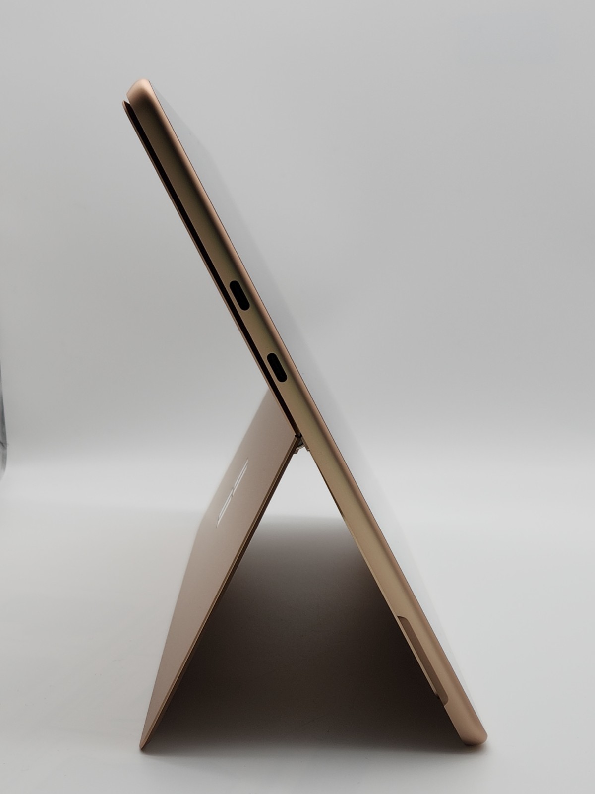 Microsoft Surface Pro 11 Copilot+ 13″ Snapdragon X Plus 16GB 512GB Dune Tablet