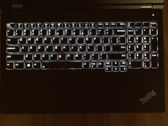 Lenovo ThinkPad P15 Gen 1 15.6″FHD i5-10400H 16GB 512GB SSD Window 11 Pro NVIDIA