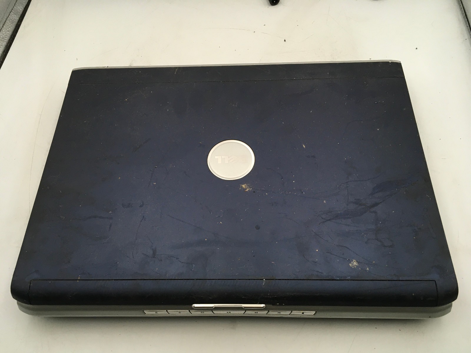 DELL INSPIRON 1520 – BOOTS TO BIOS – INTEL CORE 2 DUO – 2GB RAM – READ DESC – BB