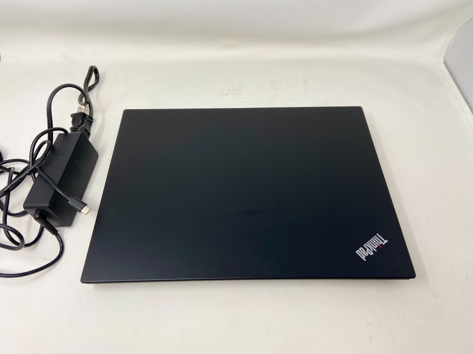 Lenovo ThinkPad E490 14″ Core i3-8145u 2.3GHz 8GB 512GB SSD Webcam Win10 Laptop