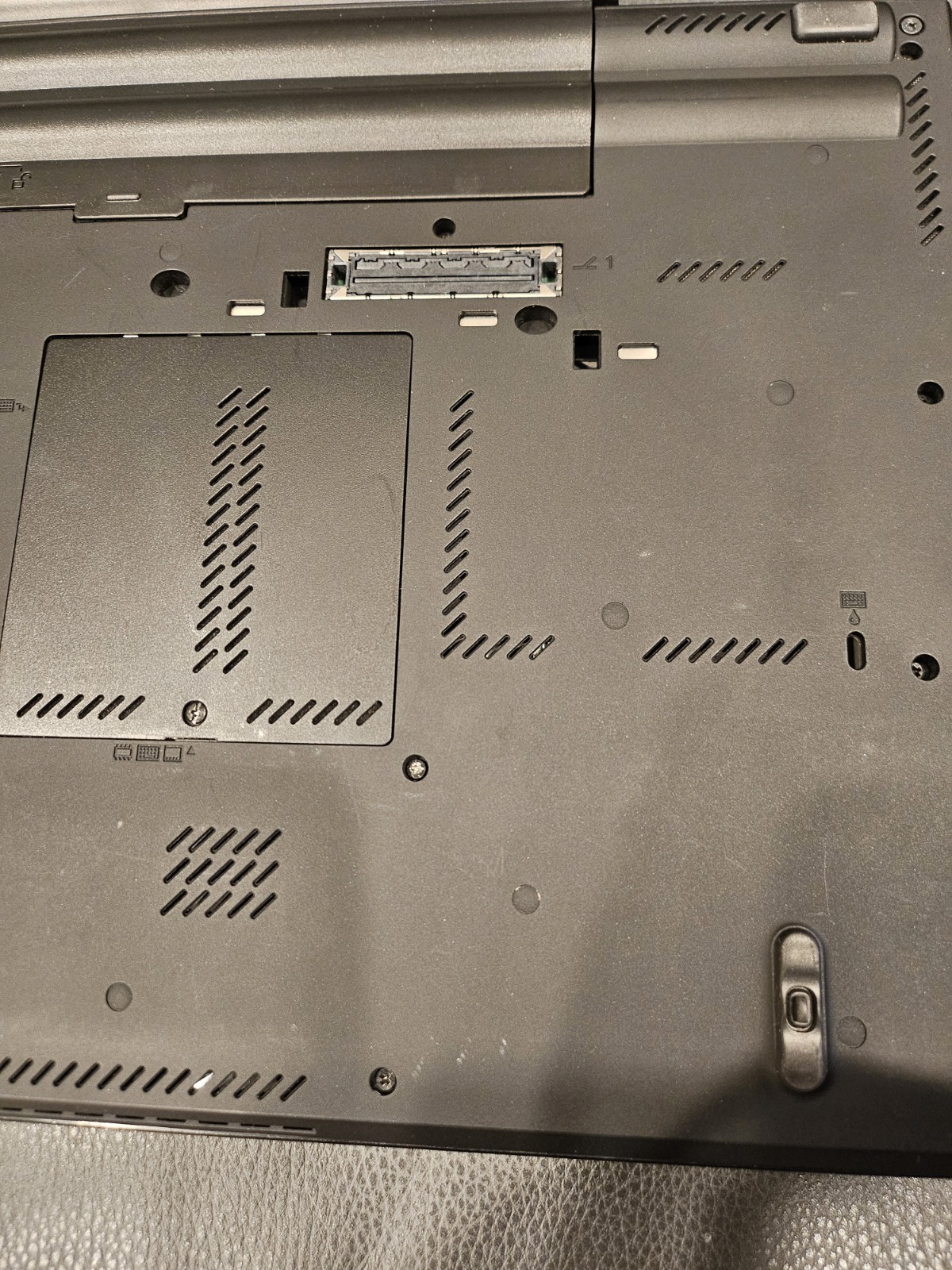 Lenovo ThinkPad T410 Laptop Intel I5-M520, 2.40GHz, 4GB RAM