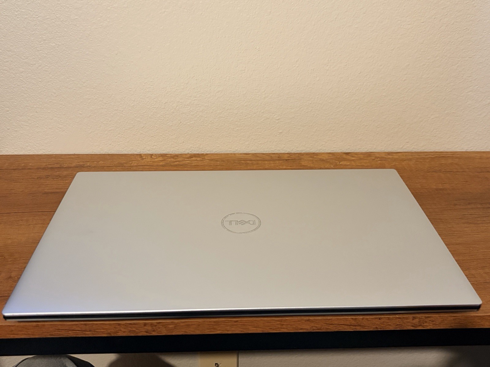 High-End Dell XPS 17 – i7, 32GB RAM, 2TB SSD, RTX 2060 (Excellent Condition)