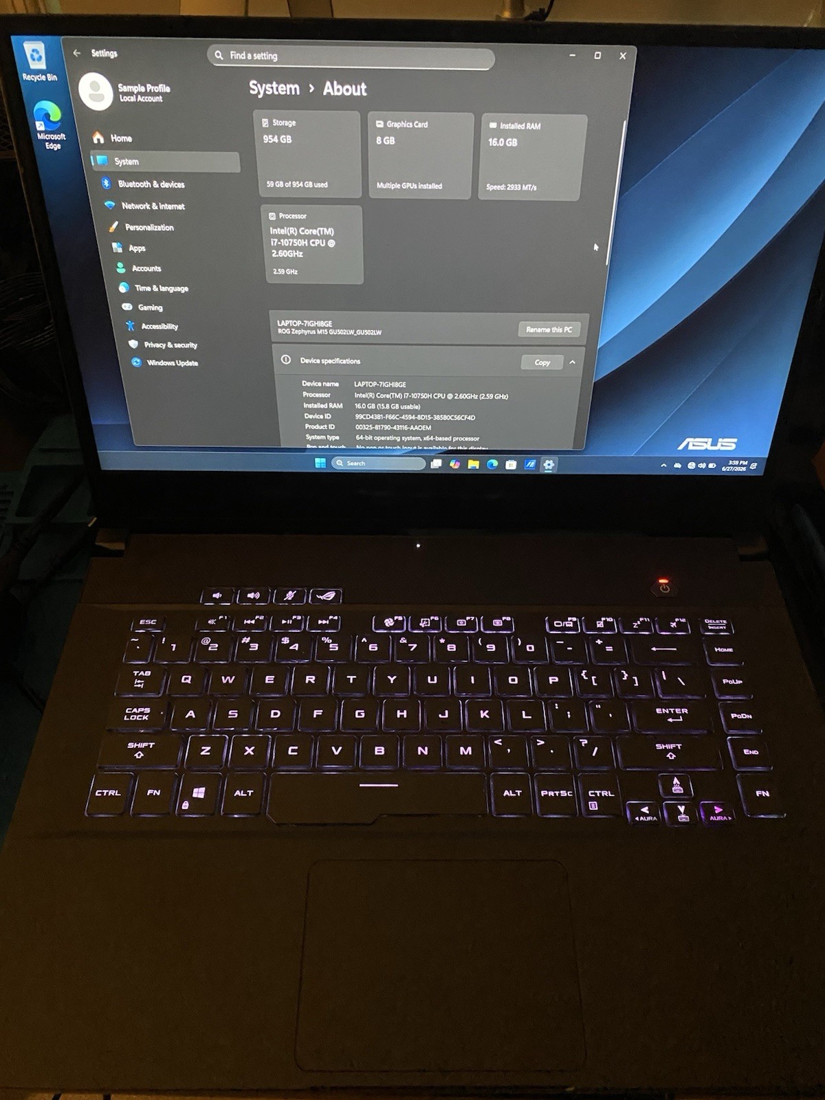 ASUS ROG Zephyrus M15 15.6″ (1TB SSD, Intel i7-10750H, 16 GB RAM) Laptop – Black