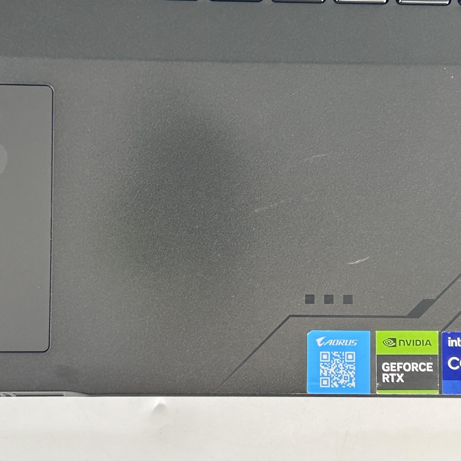 Gigabyte Aorus 17x AXF 17 240Hz 2K QHD 2.2 GHz i9-13980HX 32GB 1TB/1TB RTX 4080