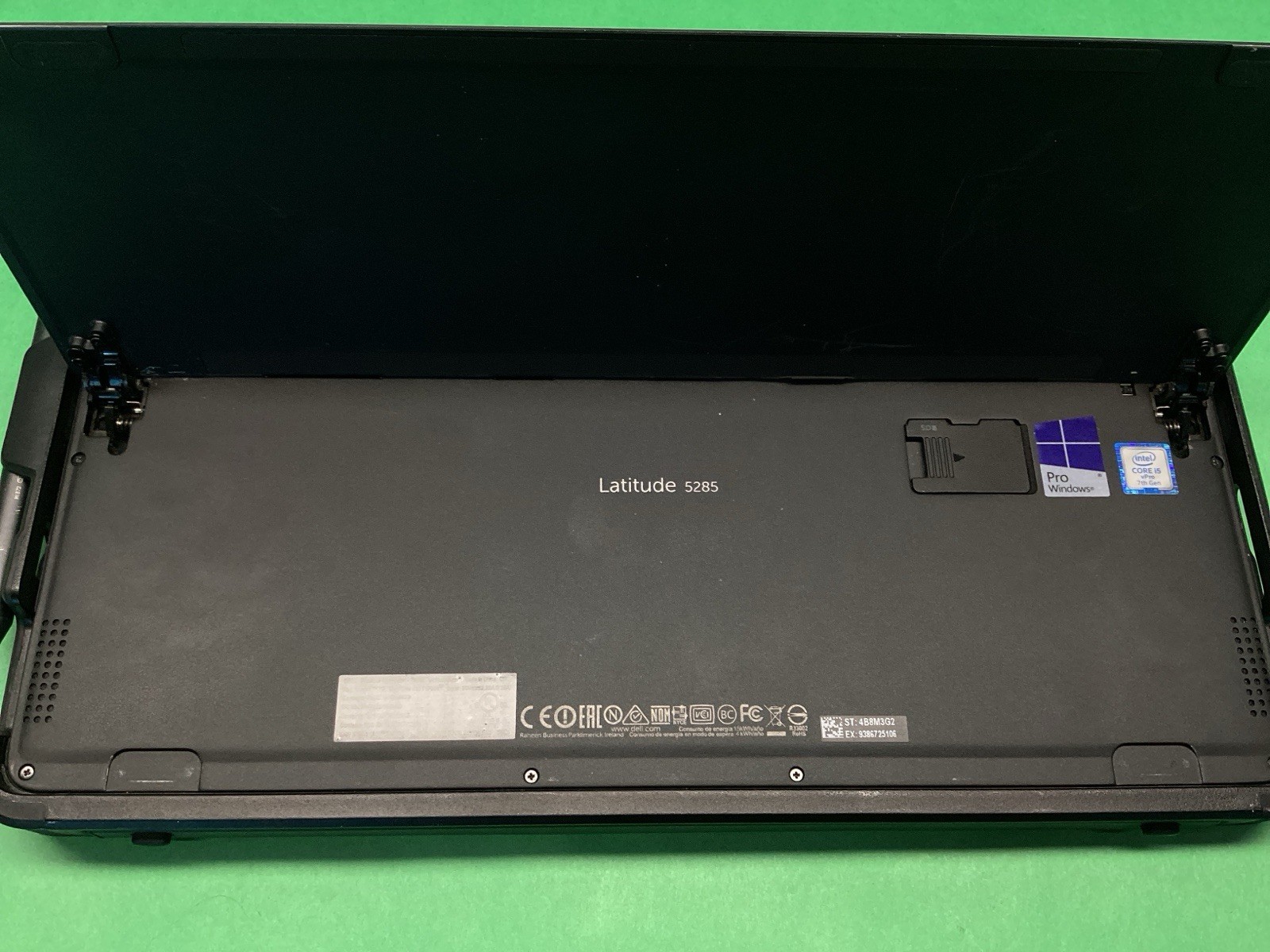 Dell Latitude 5285 2 in 1 Laptop i5-7300U 256GB 8GB & Case & Pen – UNTESTED