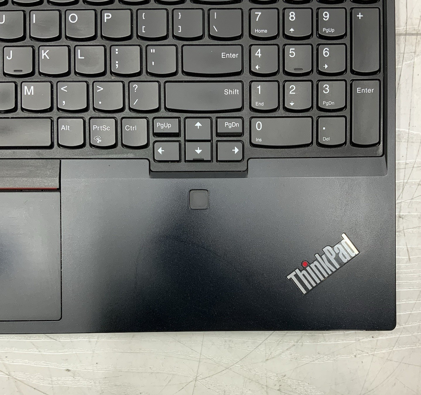 Lenovo ThinkPad P15v Gen 2 | Intel i7-11800H 2.3Ghz 32GB DDR4 1TB NVMe T600 W10P