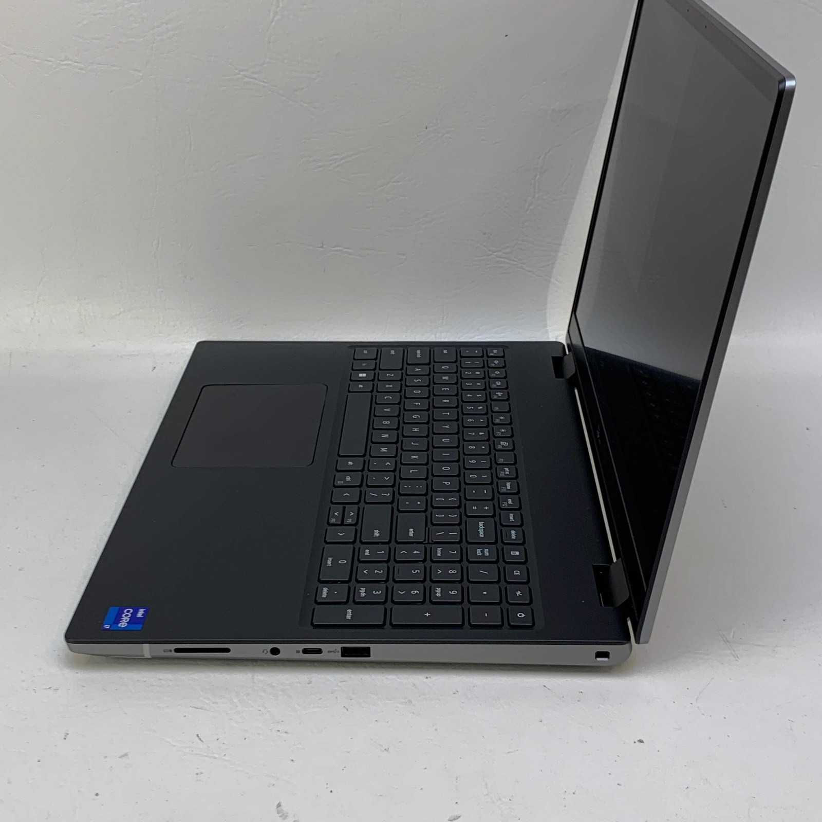 Dell Precision 7680 16″ i7-13850HX 2.1GHz 32GB RAM 512GB SSD RTX A1000