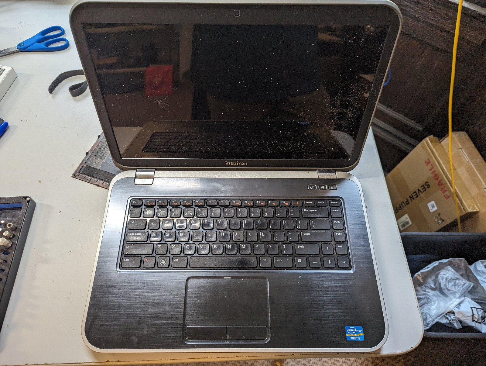 Dell inspiron 5520