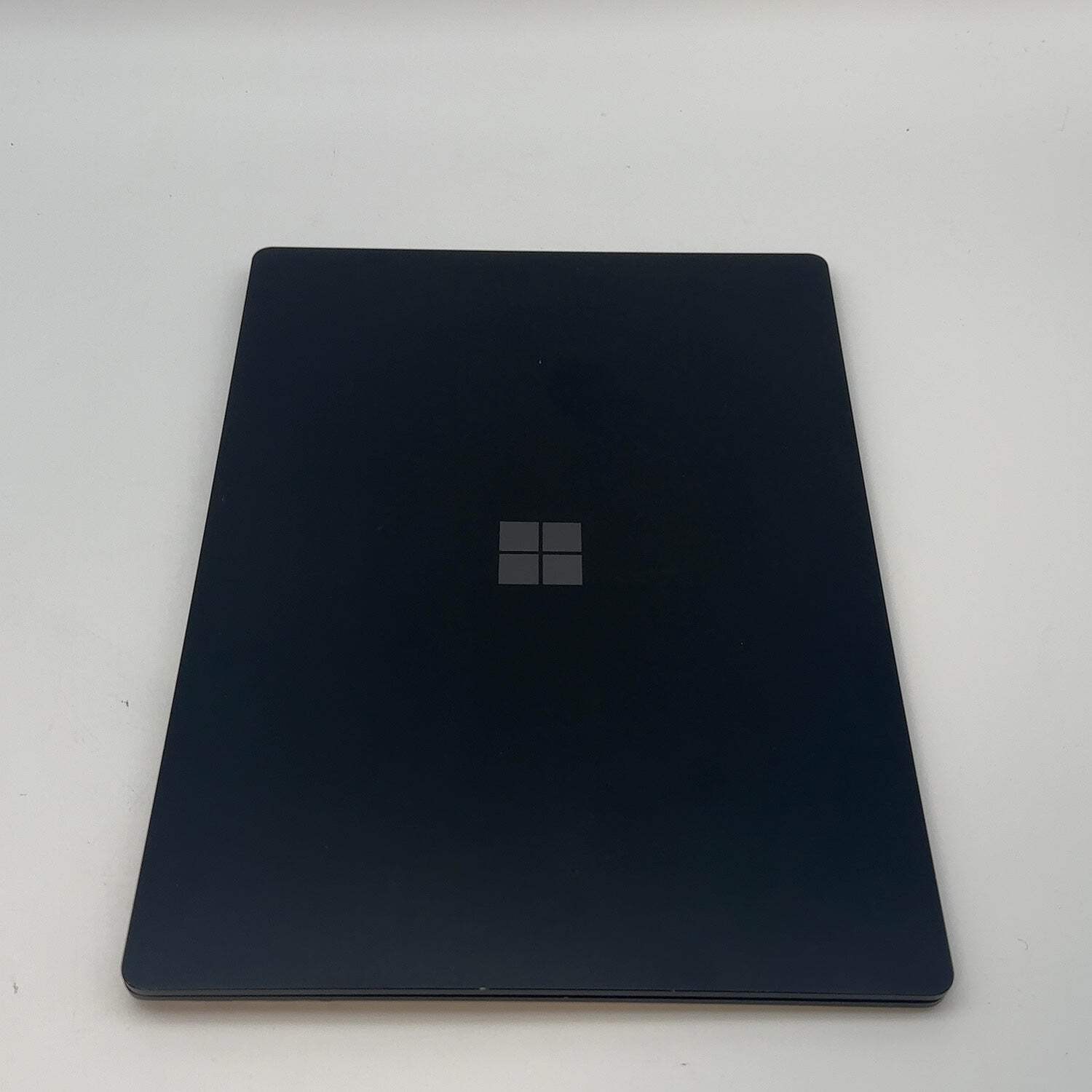 Microsoft Surface Laptop 3 1873 15″ Ryzen 5 2.1GHz 8GB RAM 128GB SSD
