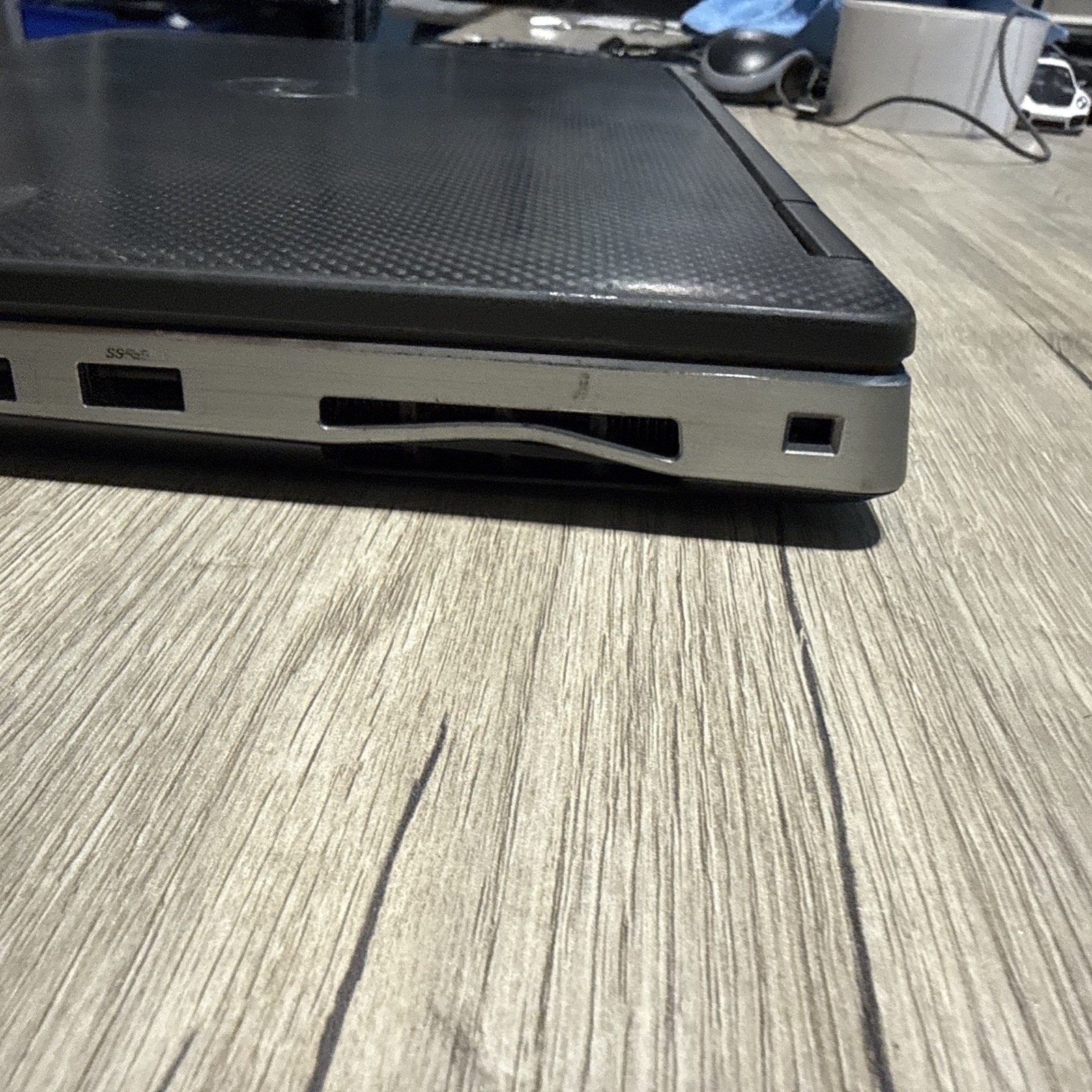 Dell Precision – 7540 Intel Core i9-9980H 2.40Ghz 8GB RAM – NO SSD *NVIDIA*