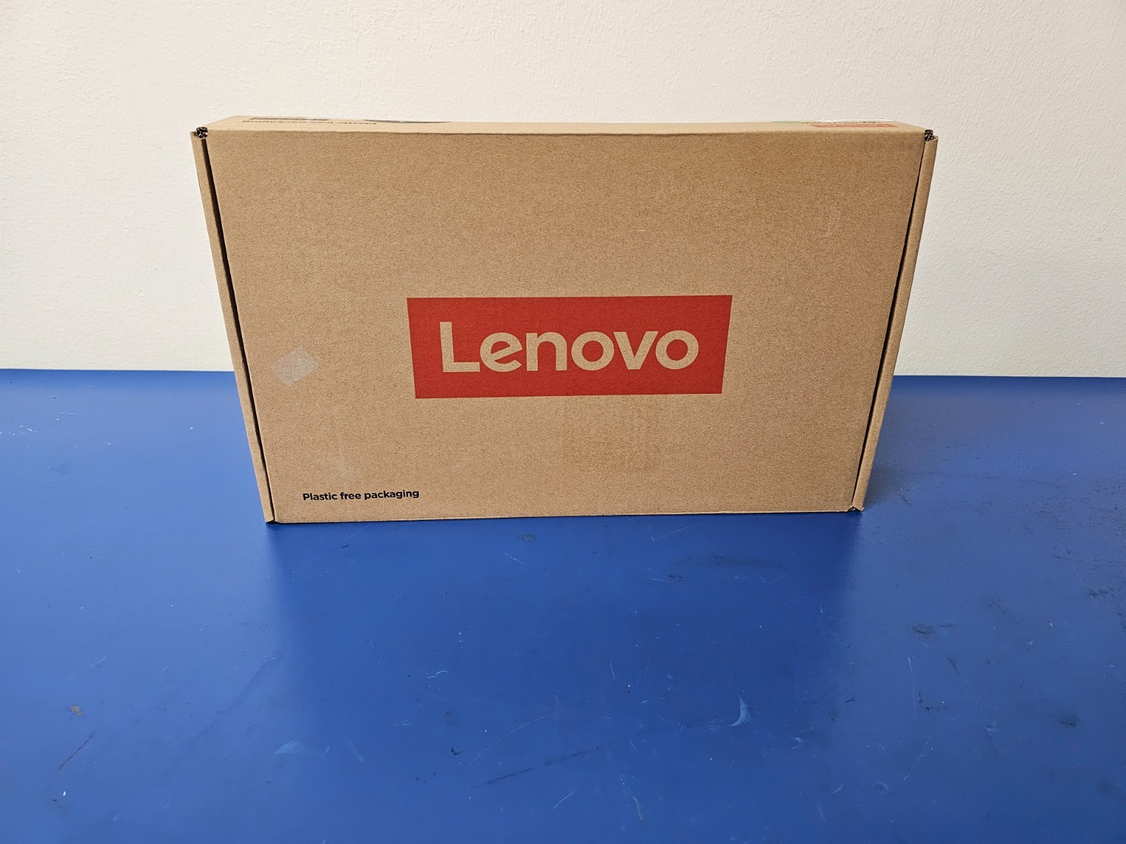 Lenovo Slim 7 14ILL10, Intel Core Ultra 7 258V, 2.20 GHz, 32 GB RAM, 1 TB NVMe