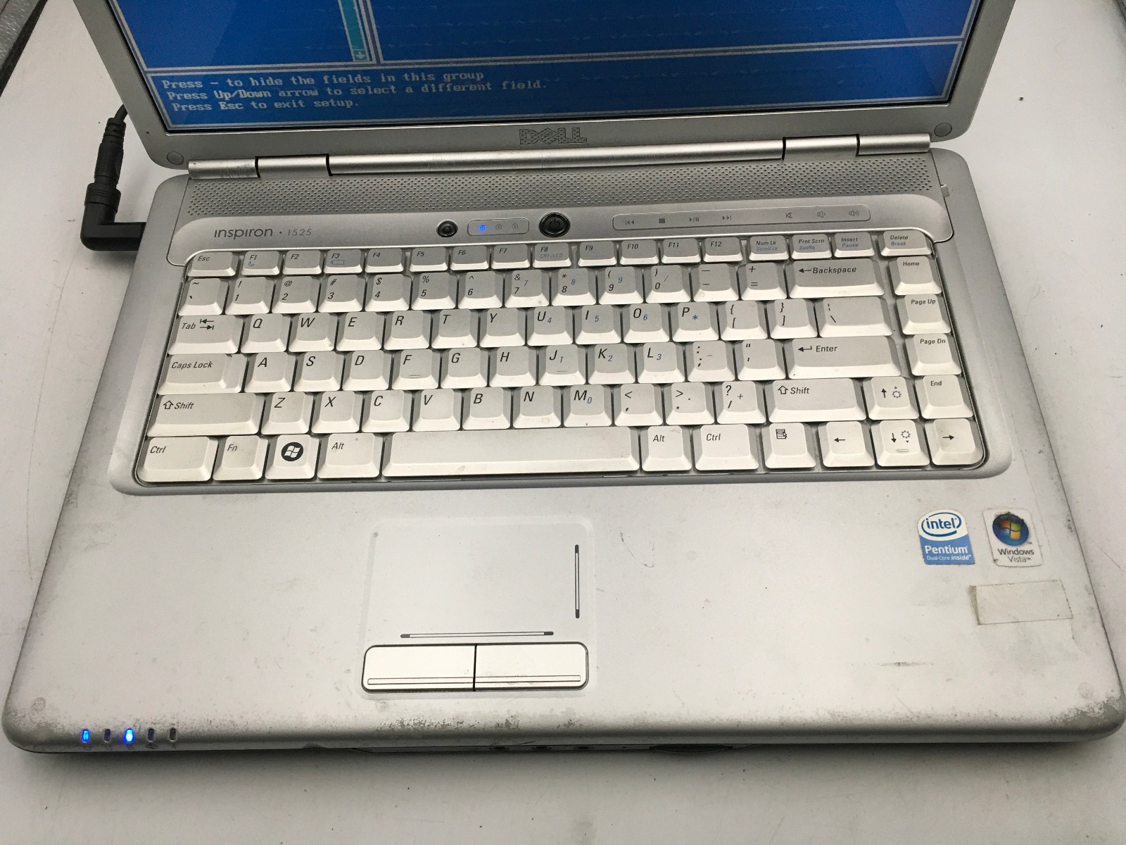DELL INSPIRON 1525 – BOOTS TO BIOS – INTEL CORE 2 DUO – 2GB RAM – READ DESC – BB