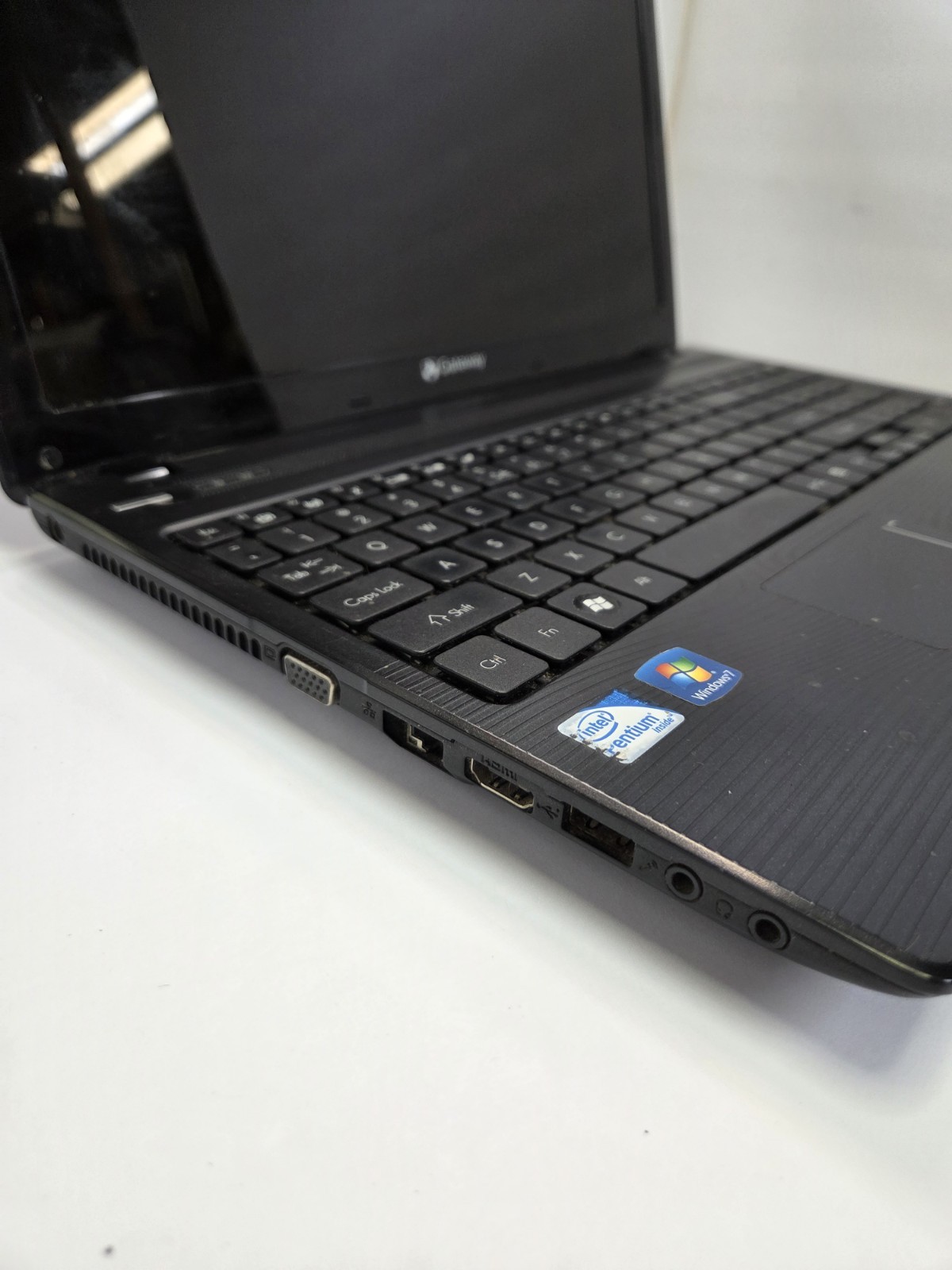Gateway PEW91 – NV55C03u – 15.5” Laptop – UNTESTED New Power Supply