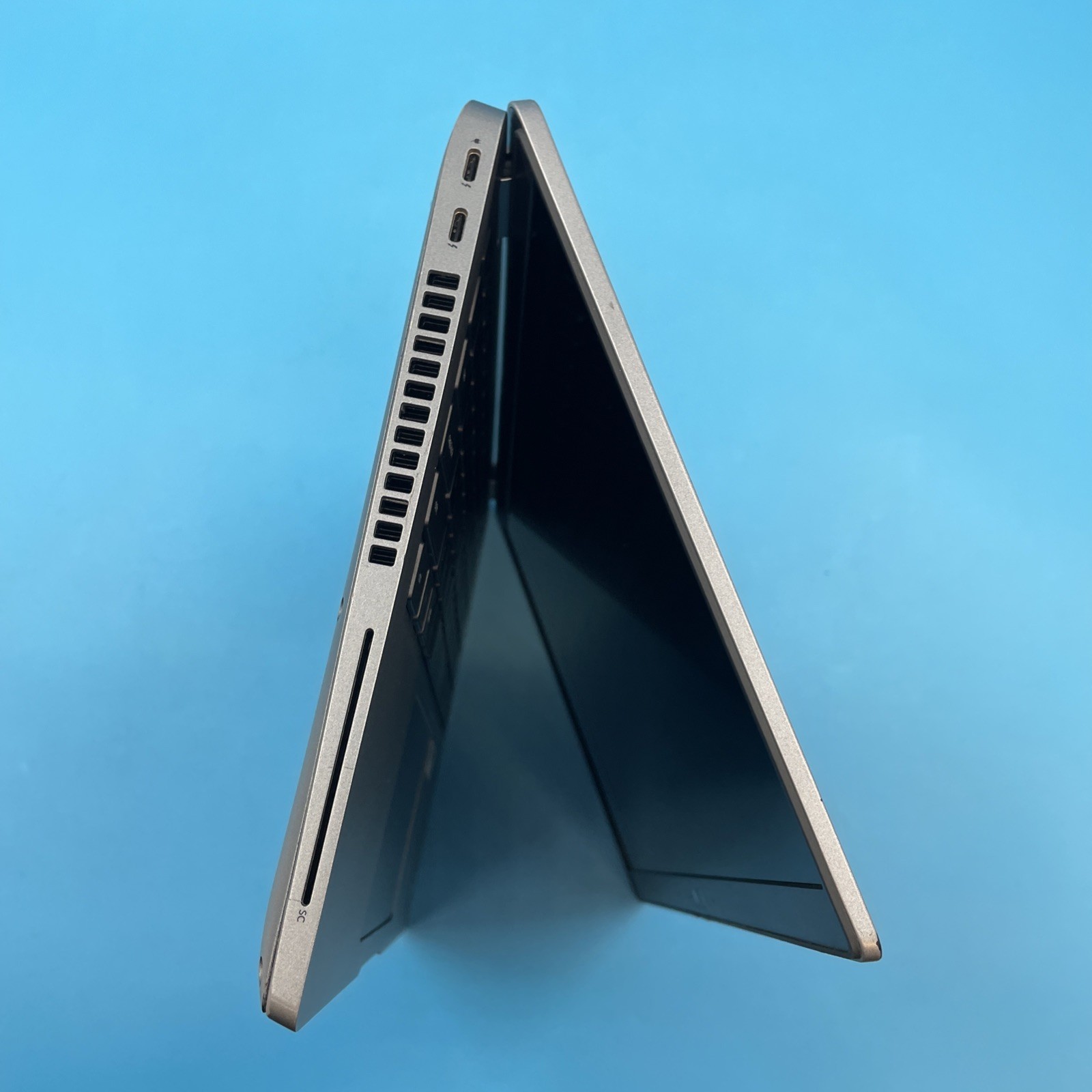 Dell Latitude 5420 | i7-1185G7 | 16GB RAM | NO DRIVE | NO OS | 56% BATTERY
