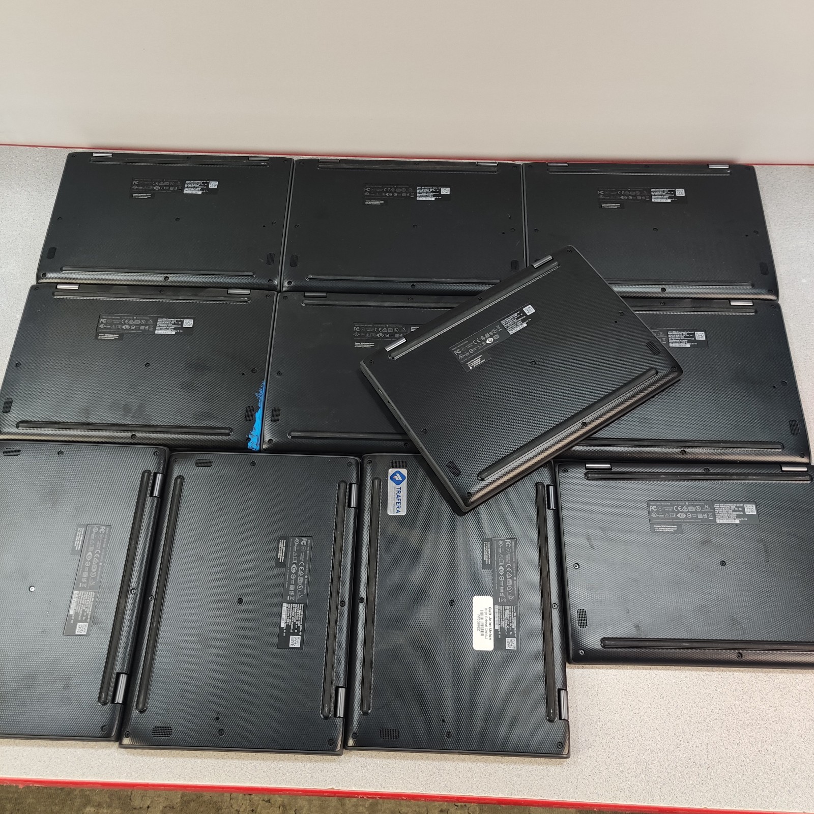 LOT OF 11 Lenovo Chromebook 300e 2nd Gen 11.6″ 1.1GHz 4GB 32GB FOR PARTS *READ*