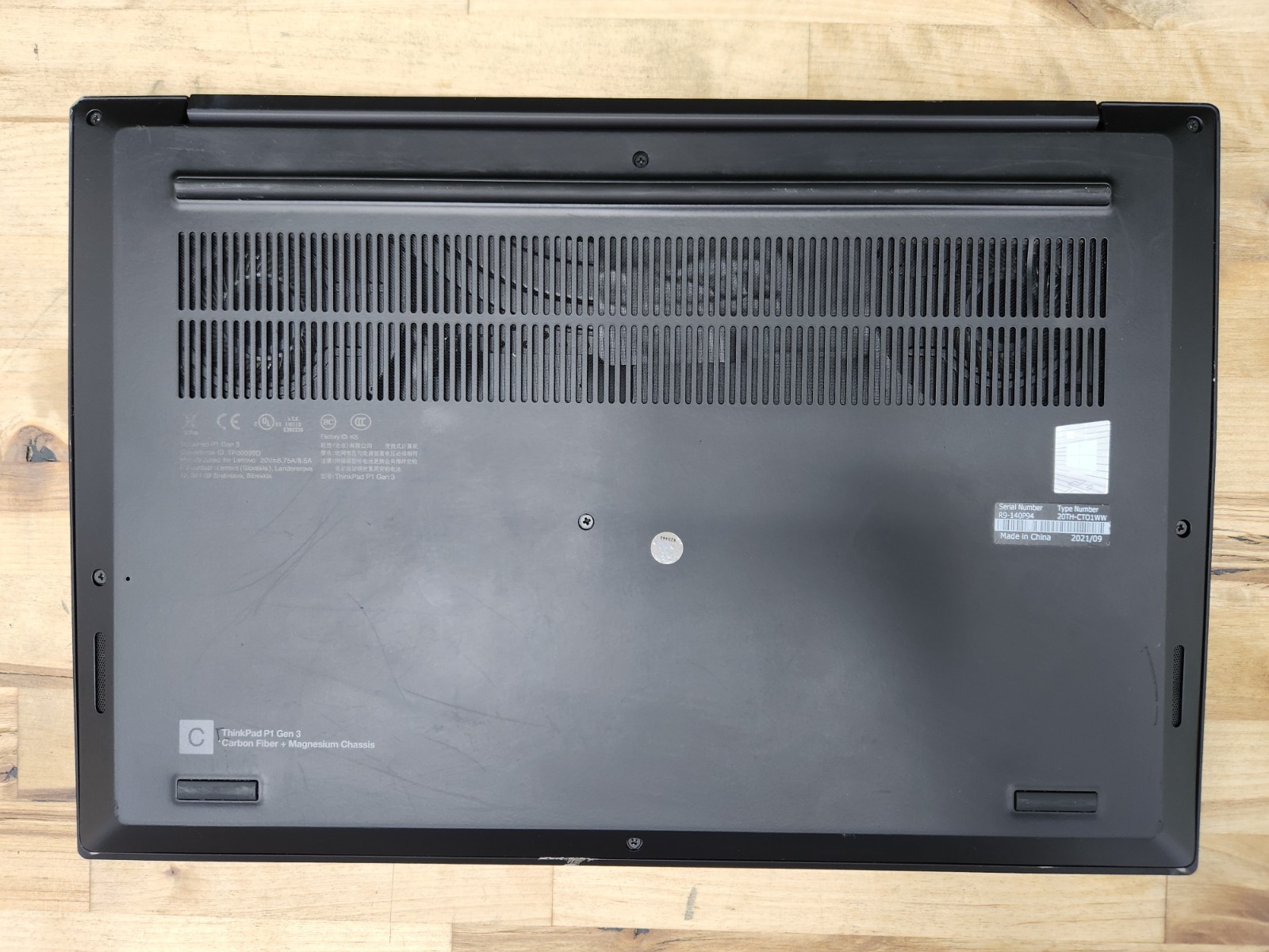 Lenovo ThinkPad P1 Gen 3 15.6 FHD i7-10750H 16GB Quadro T1000 EXCELLENT BATTERY~
