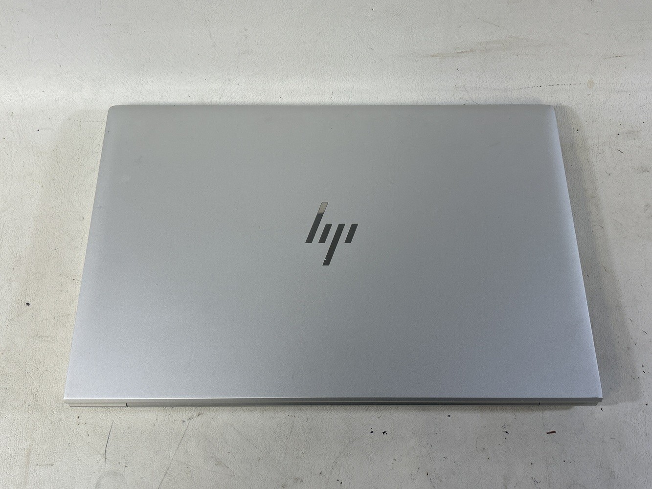 HP EliteBook 830 G7 13.3″ FHD Intel Core i7-10610U 32GB 256GB SSD