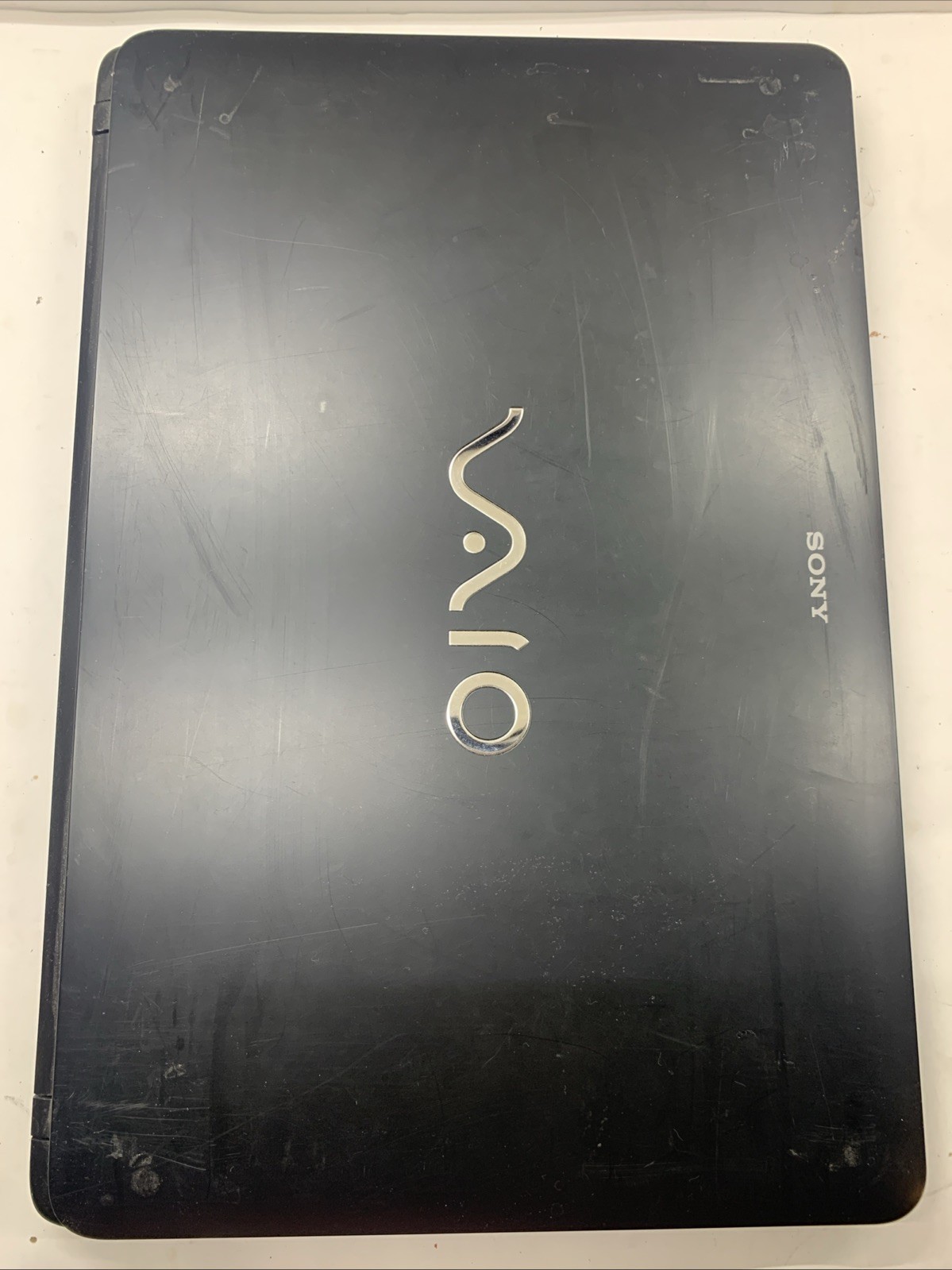 Sony Vaio SVF152C29L FHD 15.6″ i5-3327U 1.9GHz 6GB RAM 700GB HDD Win10