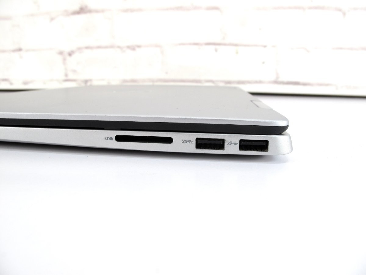 Dell Inspiron 7586 i5-8265U 1.60GHz 8GB 256 SSD Win 10 Computer + Tablet
