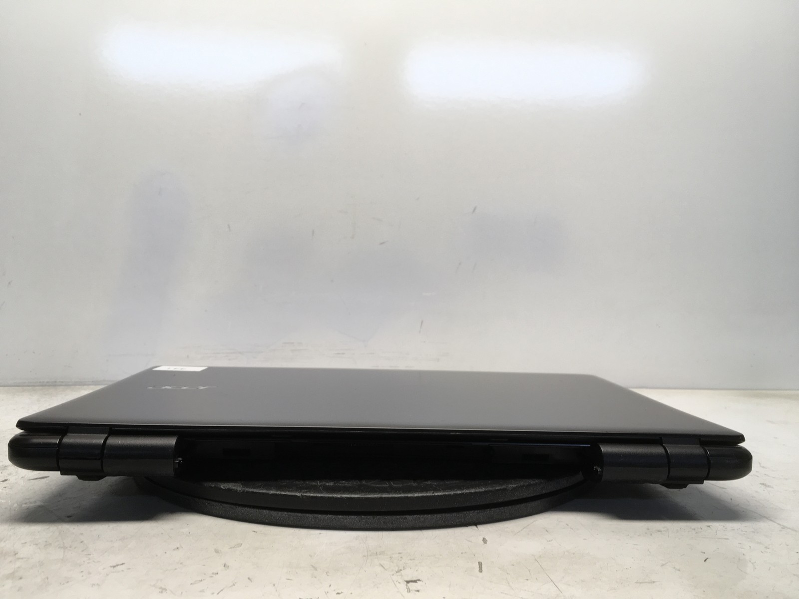 Acer E5-571-509R Intel i5-4210U 1.7GHz 4 GB NO HDD No Batt