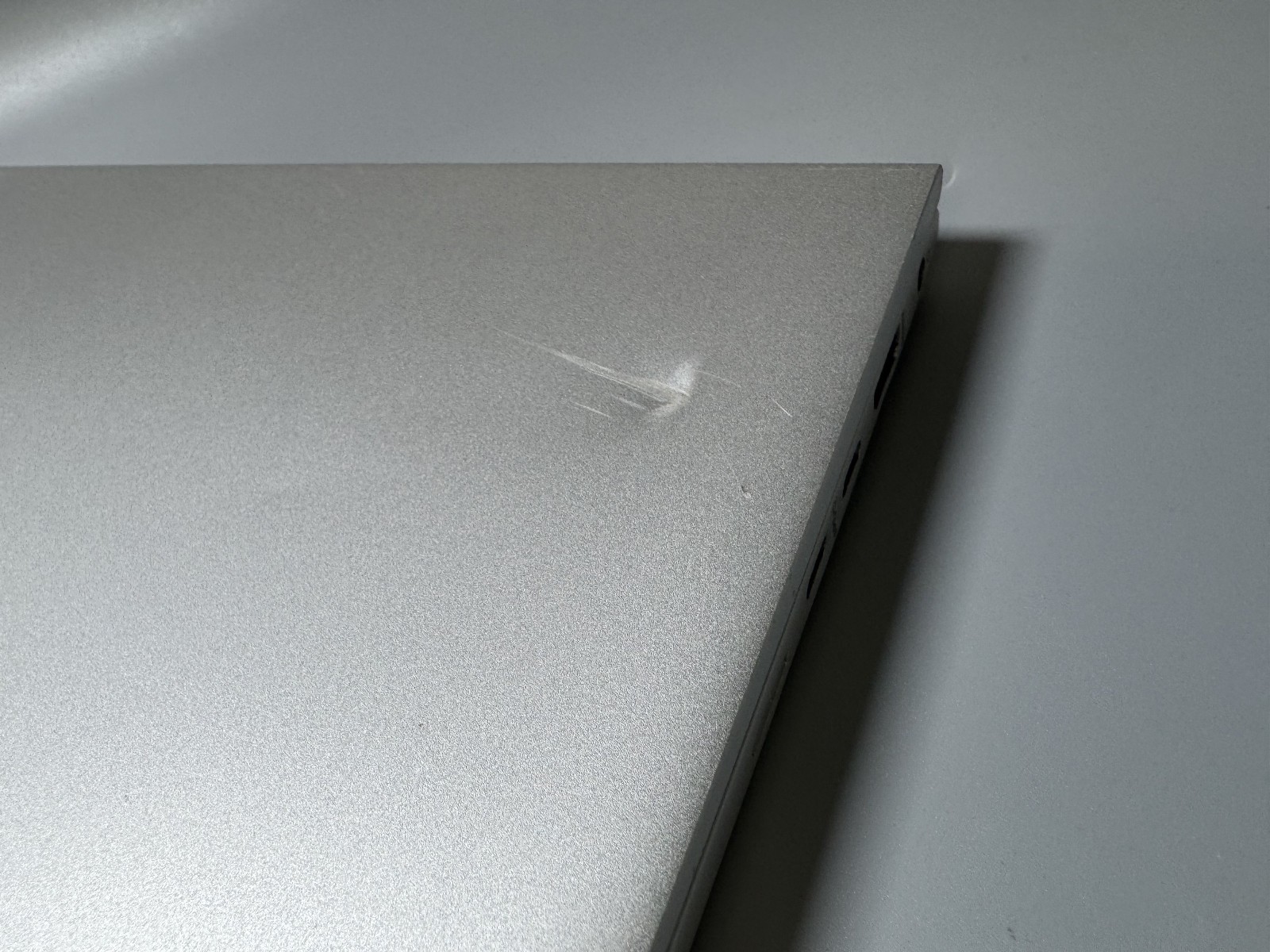 HP EliteBook 845 G7 14″ (NO SSD / 16GB RAM) READ!!! FOR PARTS