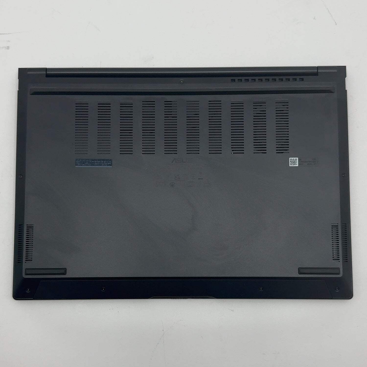 Asus Zenbook 14 UM3406K 14″ Ryzen AI 7 350 2.0GHz 16GB RAM 1TB SSD