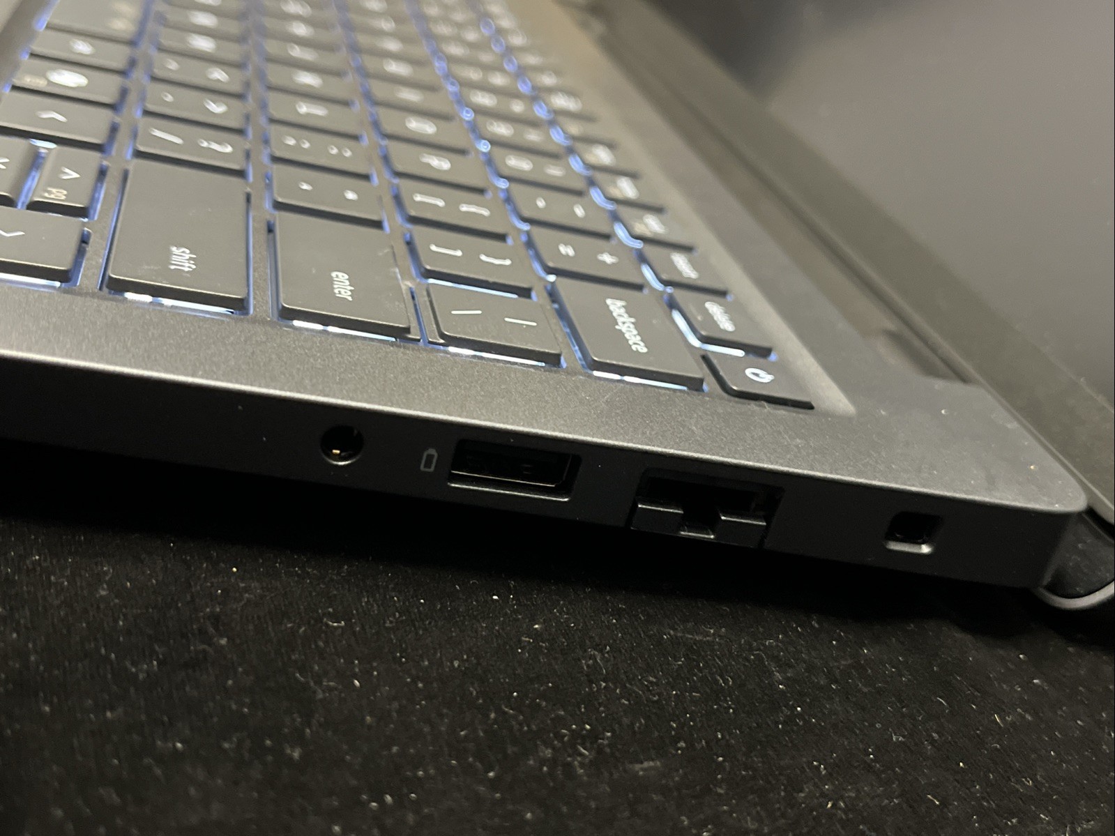 Dell Pro Max 14 16GB Ram 512GB SSD Arc Pro 140T W/ Charger