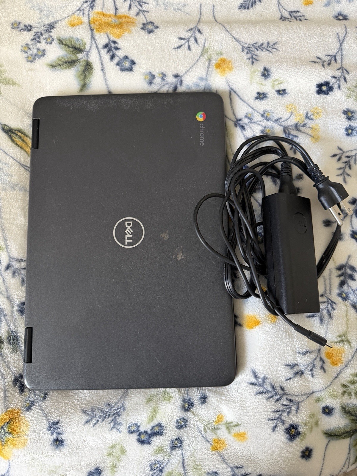 Dell Chromebook 3100 2-in-1 Touchscreen Laptop Intel 4GB 32GB (BROKEN SCREEN)