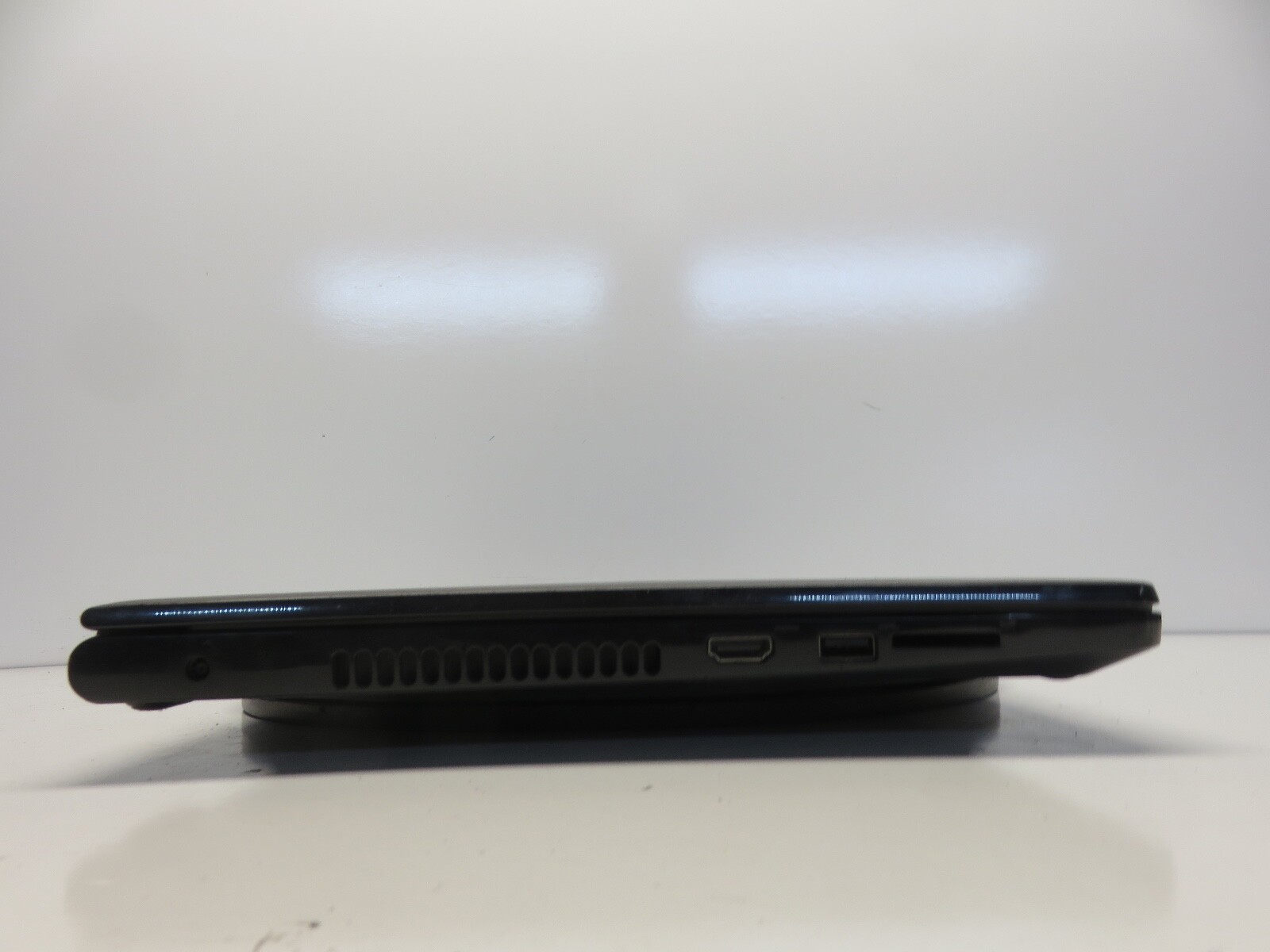 Dell Inspiron 15-3552 Intel Celeron N3060 1.6GHz 4 GB NO HDD No Batt