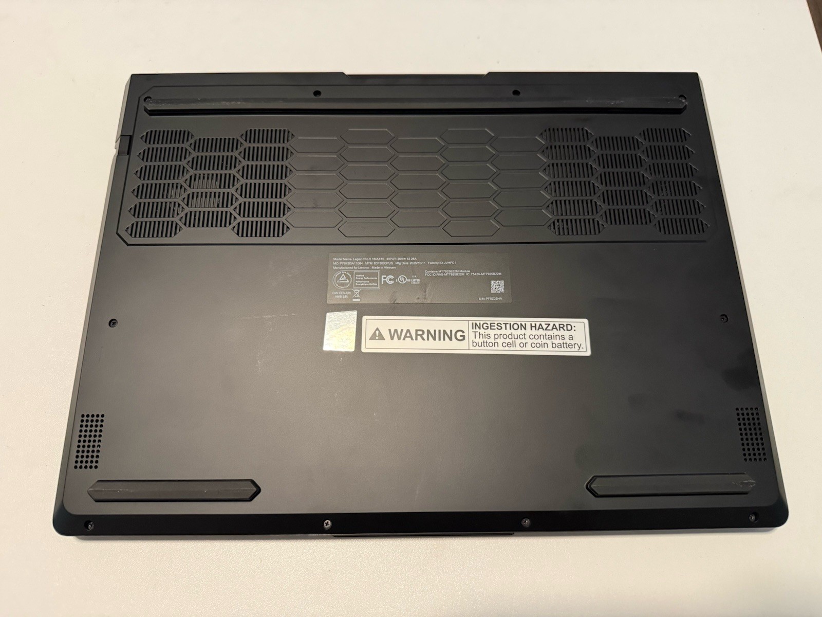 Lenovo Legion Pro 5i RTX 5070 OLED QHD+ 165Hz Ultra 7 255HX 64GB 1TB Warranty