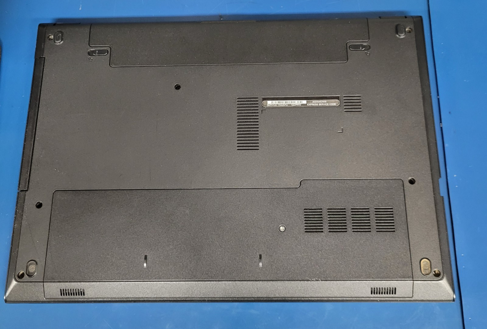DelL Inspiron 3543/Intel i3-5005u @2.0 GHz/4 GB RAM /500 GB HDD Window 10