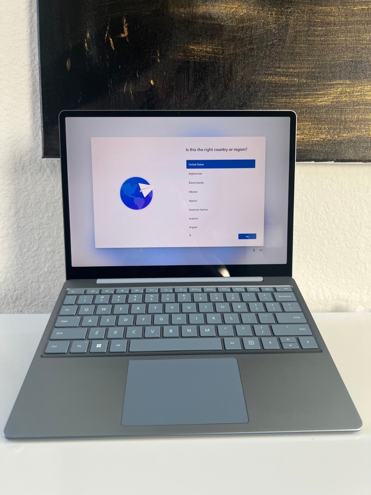 Microsoft Surface Laptop Go 3 12.4″ 256GB SSD, Intel Core i5 12th Gen