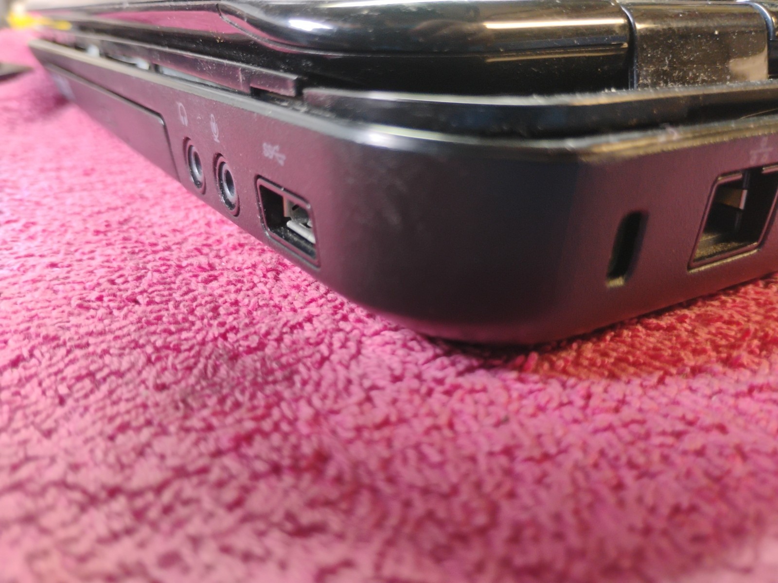 Dell Inspiron N5110 laptop non-working for parts – used
