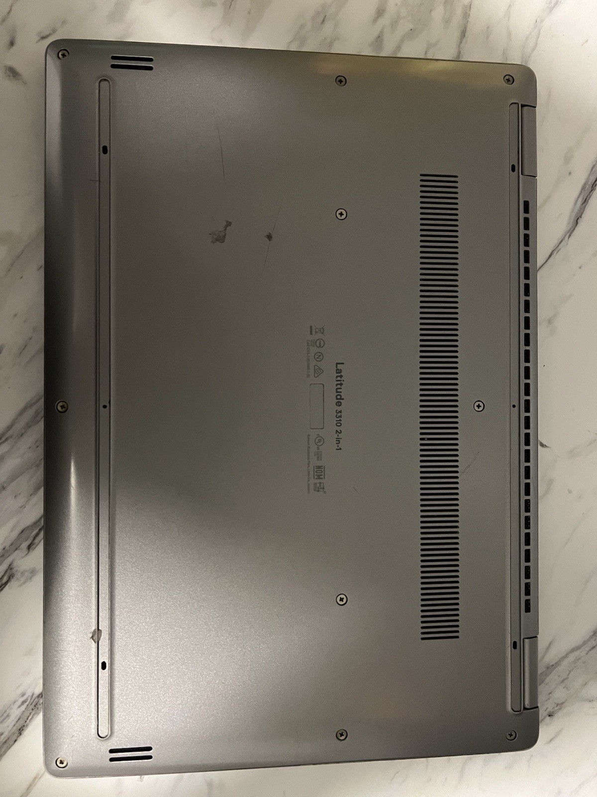 Dell laptop 7390 2-in-1 “used” good condition factory reseted and ready