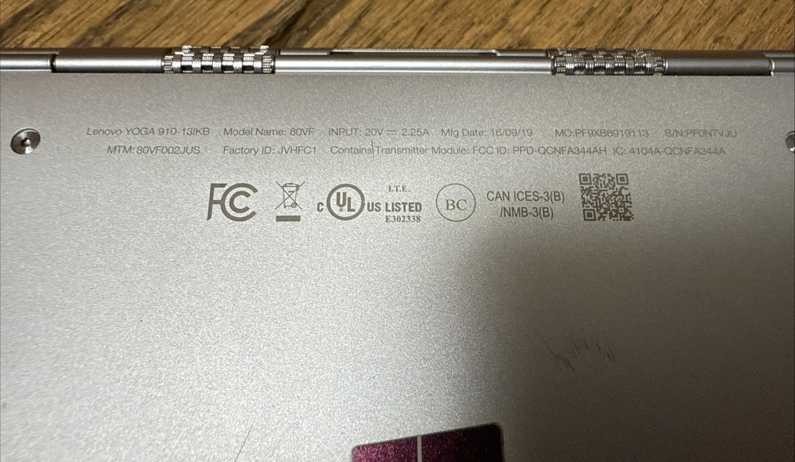 Lenovo YOGA 910-13ikb i7-7500U 8GB For Parts No SSD