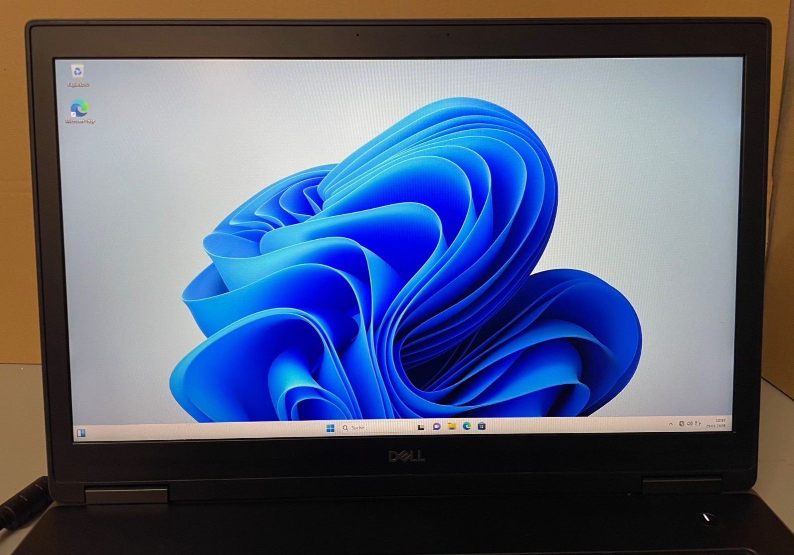 17″ Dell Precision 7740 Intel i5-9400H 32GB 512GB SSD FHD 1920×1080 W11 RJ45 E1