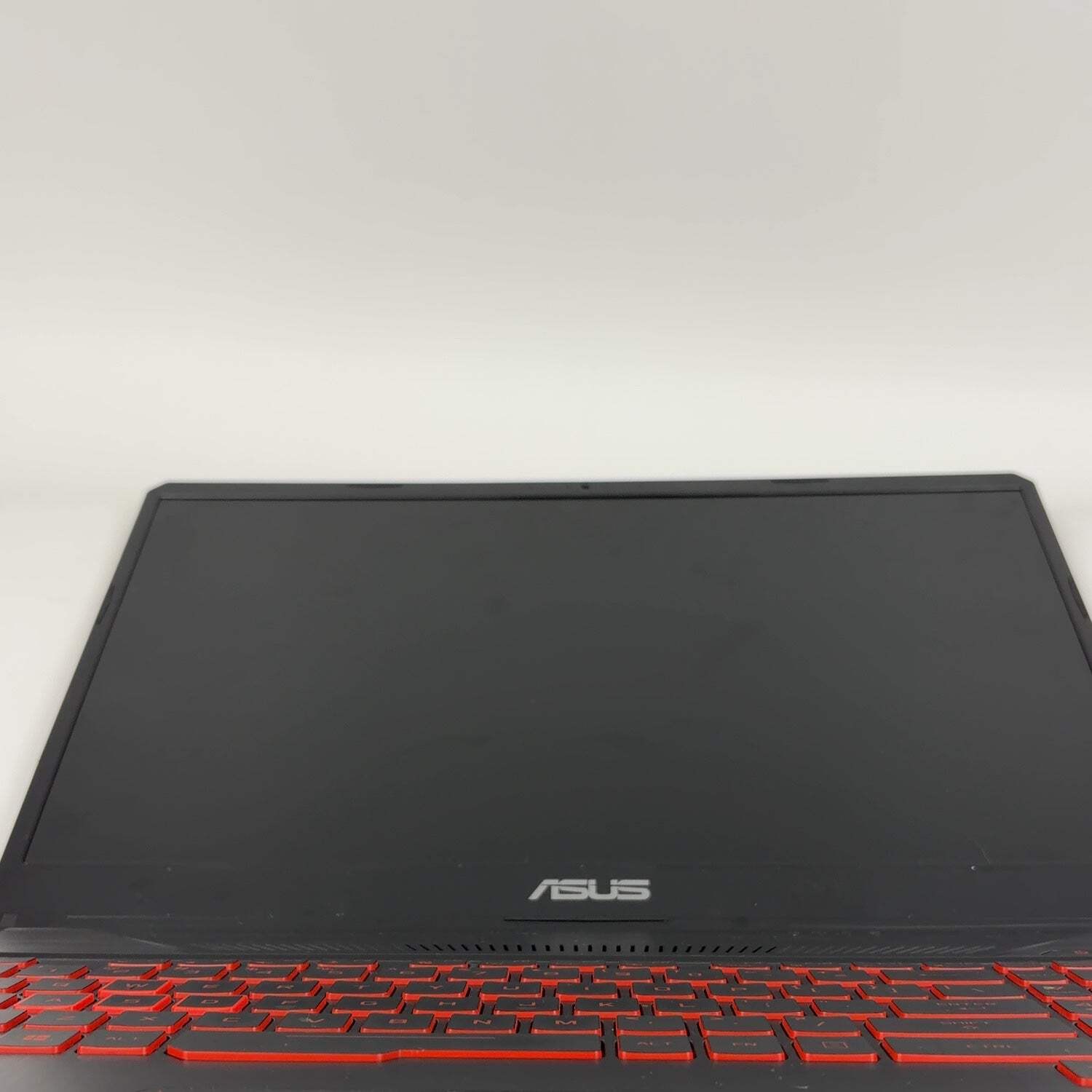 Asus TUF FX705DY 17.1 Ryzen 5 3550H 2.1GHz 16GB RAM 512GB SSD AMD Radeon RX 560X