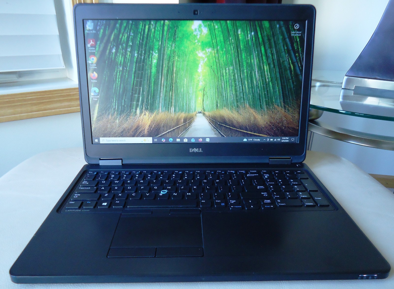 Dell Latitude E5550 Intel I5 2.30 GHz 500 HDD 8 GIG RAM WINDOWS 10 MS OFFICE