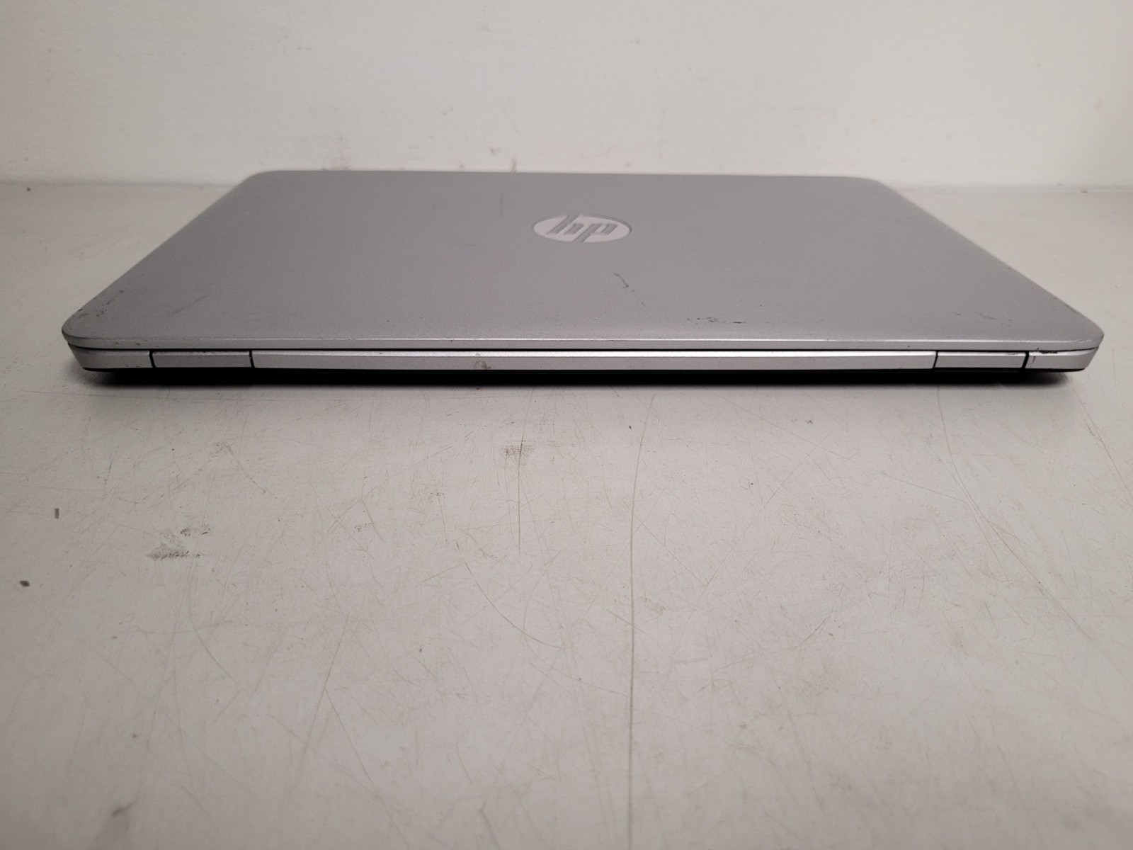 Hp elitebook 745 G3 14″ amd A10-8700b 16gb ram 256gb ssd charger READ 5CG70231B4