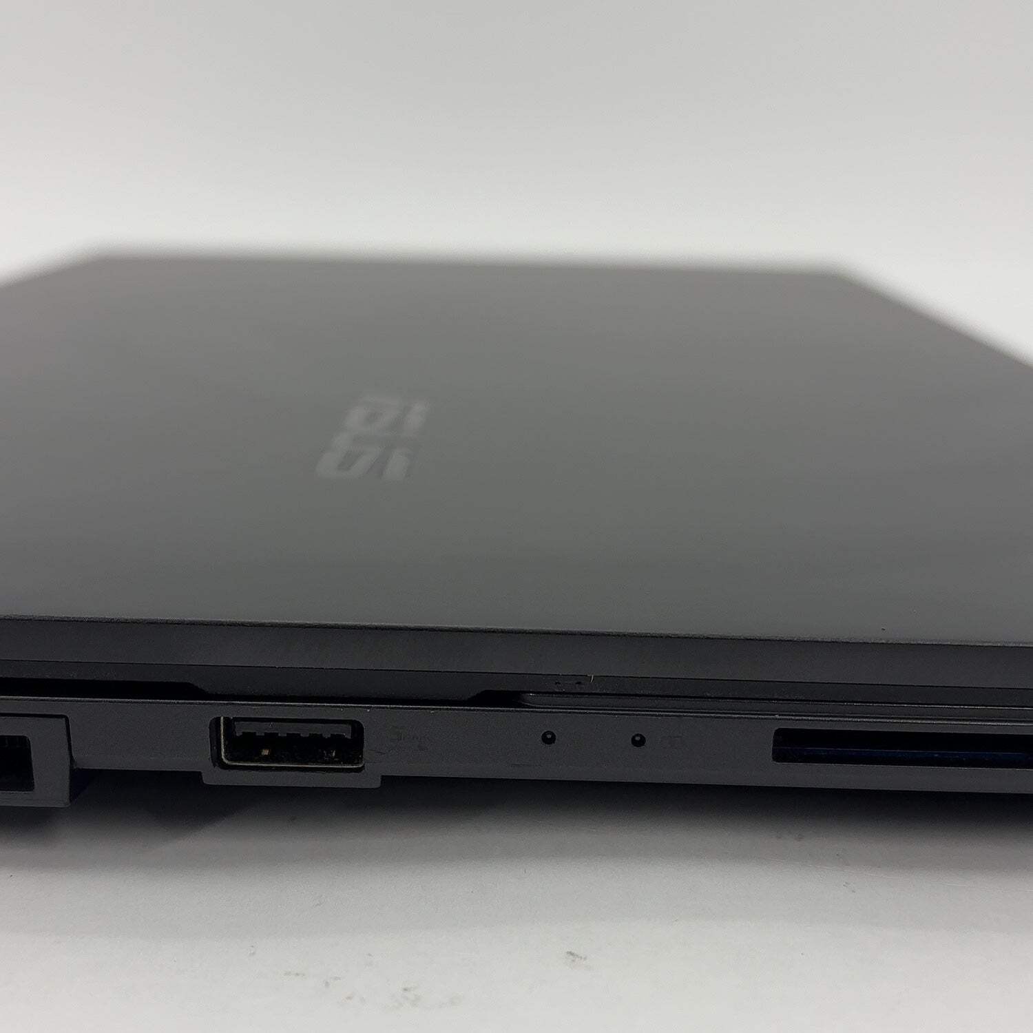 Asus Vivobook Pro 15 15.6″ Core Ultra 7 155H 16GB RAM 1TB GeForce RTX 3050
