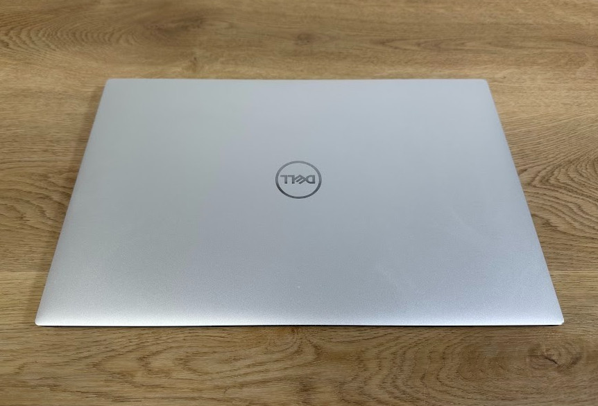 Dell XPS 15-9510, Core i9 11900H, 32GB DDR4, RTX 3050 Ti, 512GB SSD 2020 Touch