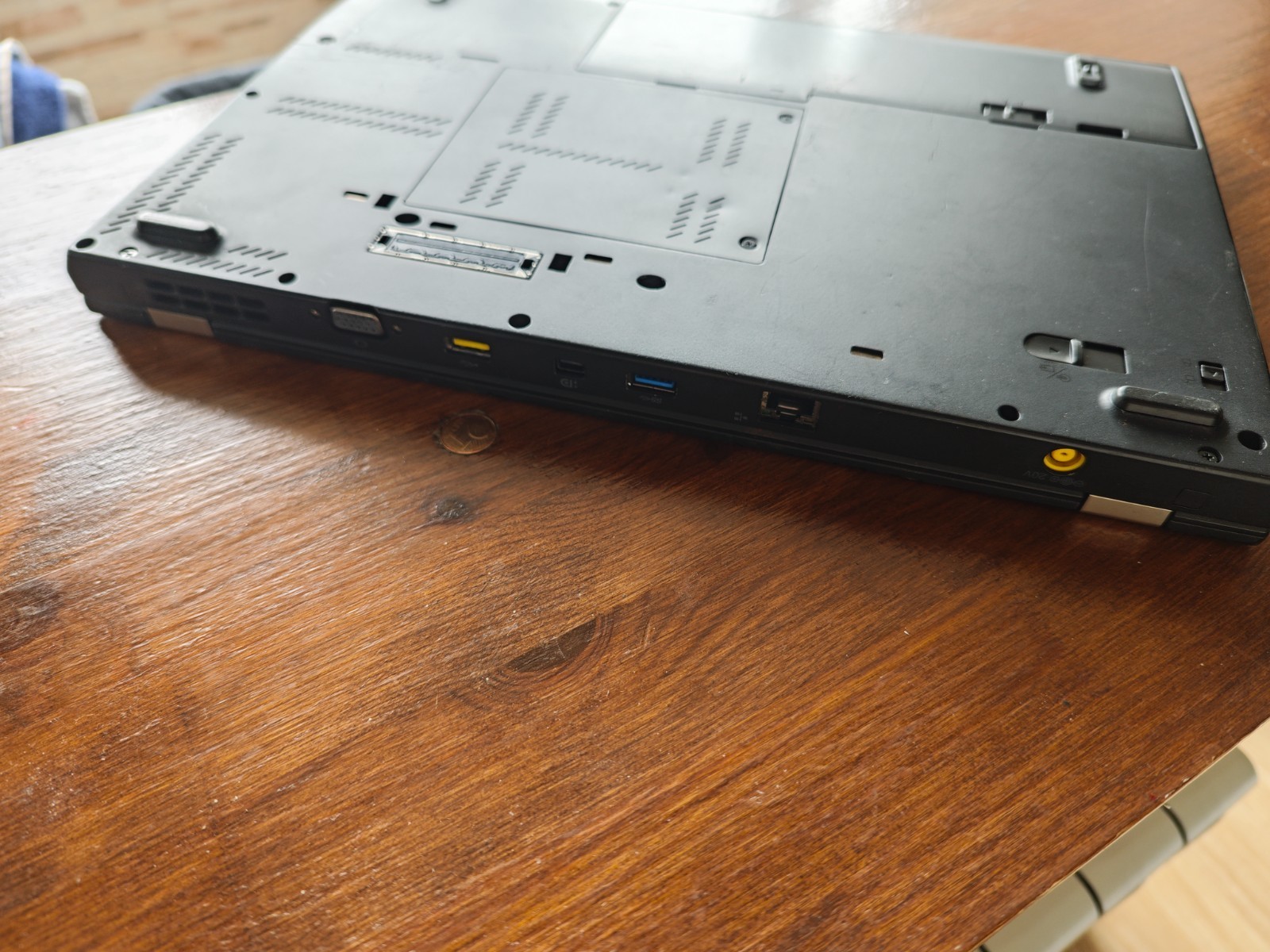 Lenovo Thinkpad T430s Laptop – 128gb SSD, 8gb RAM, Linux
