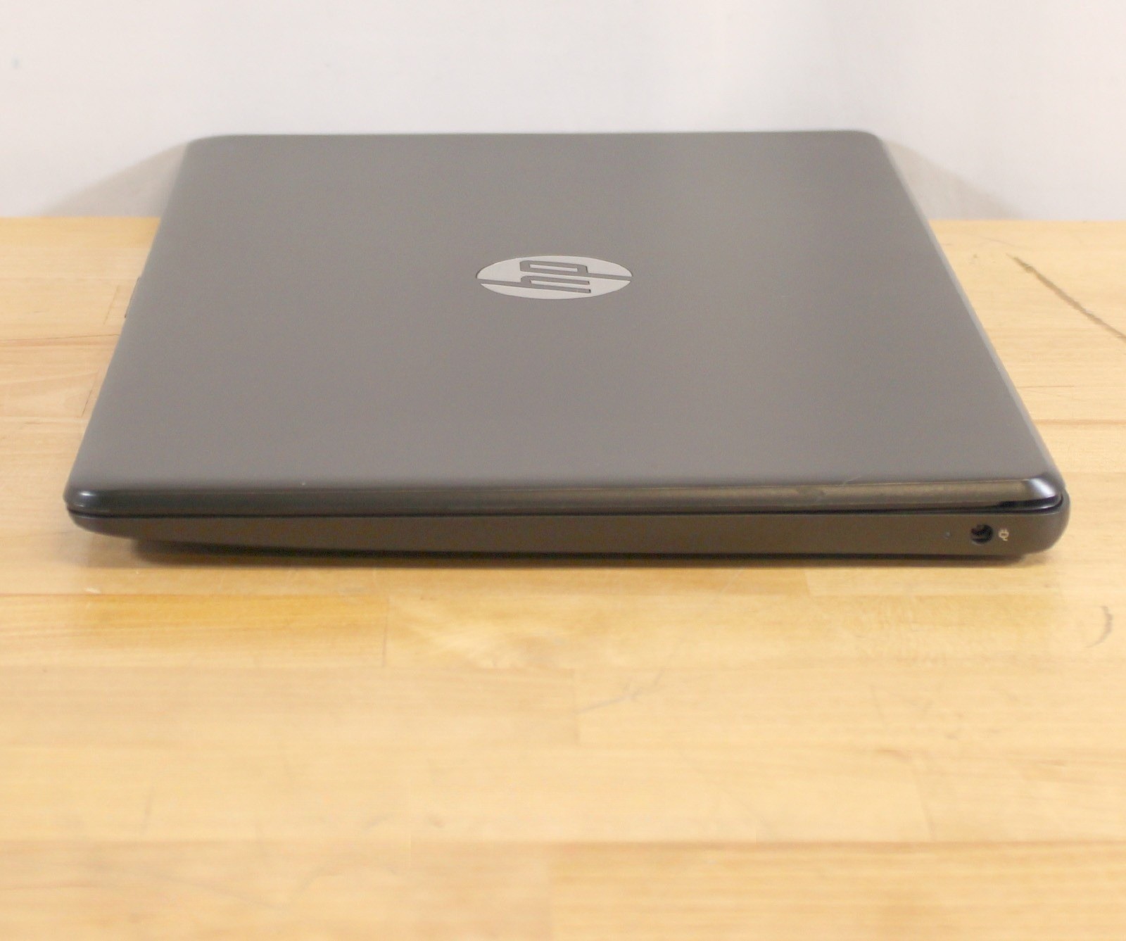 HP Stream 14-ds0013dx Radeon A4-9120 1.50GHz 4GB RAM (Integrated drive)