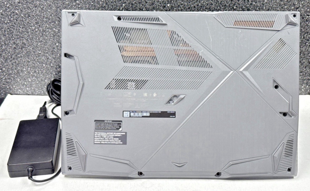 MSI Thin 15 Gaming 15.6″ i5-13420H 2.1GHz 16GB RAM 512GB SSD GeForce RTX 3050