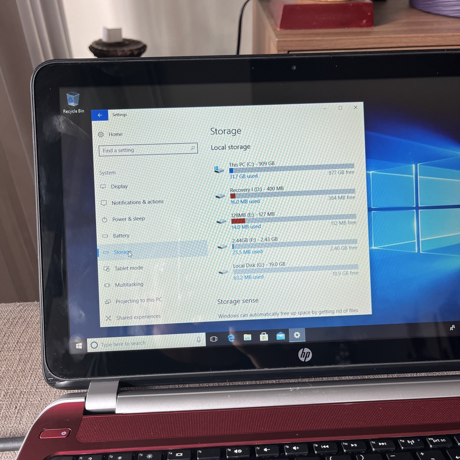 HP Pavilion 15 Notebook PC 15 i3 – 4005U 1.70ghz 12GB Ram 1TB Touchscreen (READ)