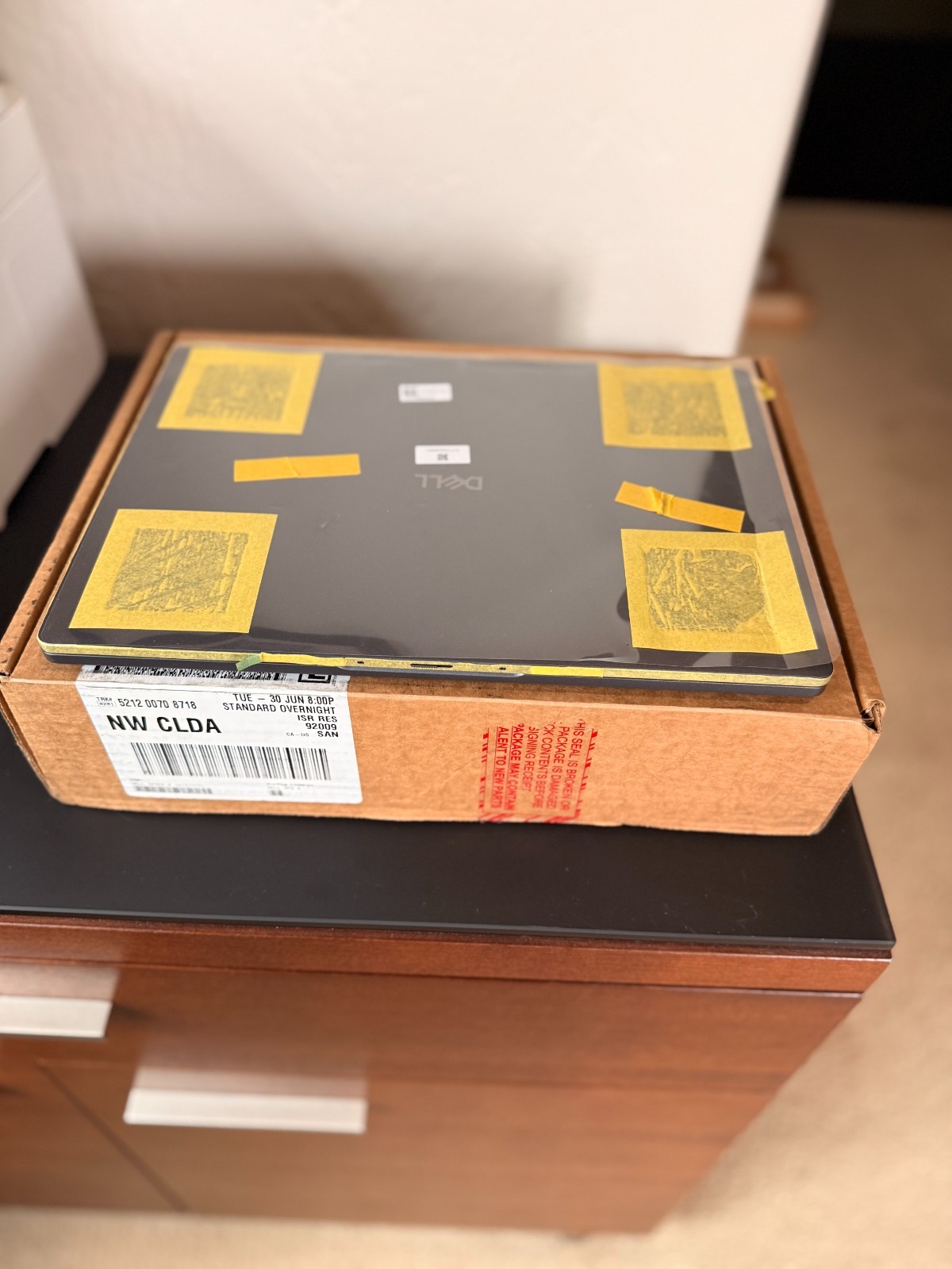 Dell Pro 14 Premium (PA14250) Ultra 7 268V 32GB 1TB QHD+ OLED Touch 5G LTE WWAN